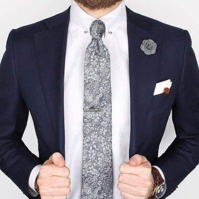 Unleashing the Gentleman's Flair : Collar Bar and Tie Clip